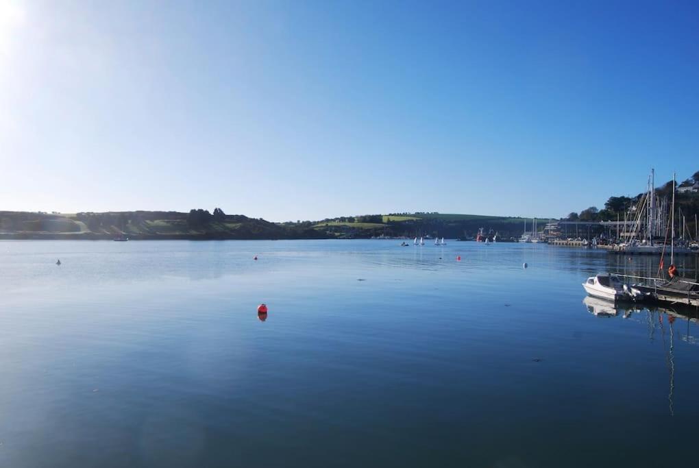 Coastal Chic Waterfront Studio Kinsale Exterior foto